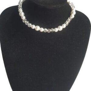 Choker necklace with Swarovski pearls and Swarovski FP