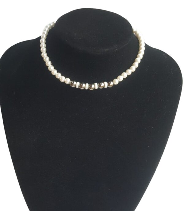 Grey and white pearl choker necklace